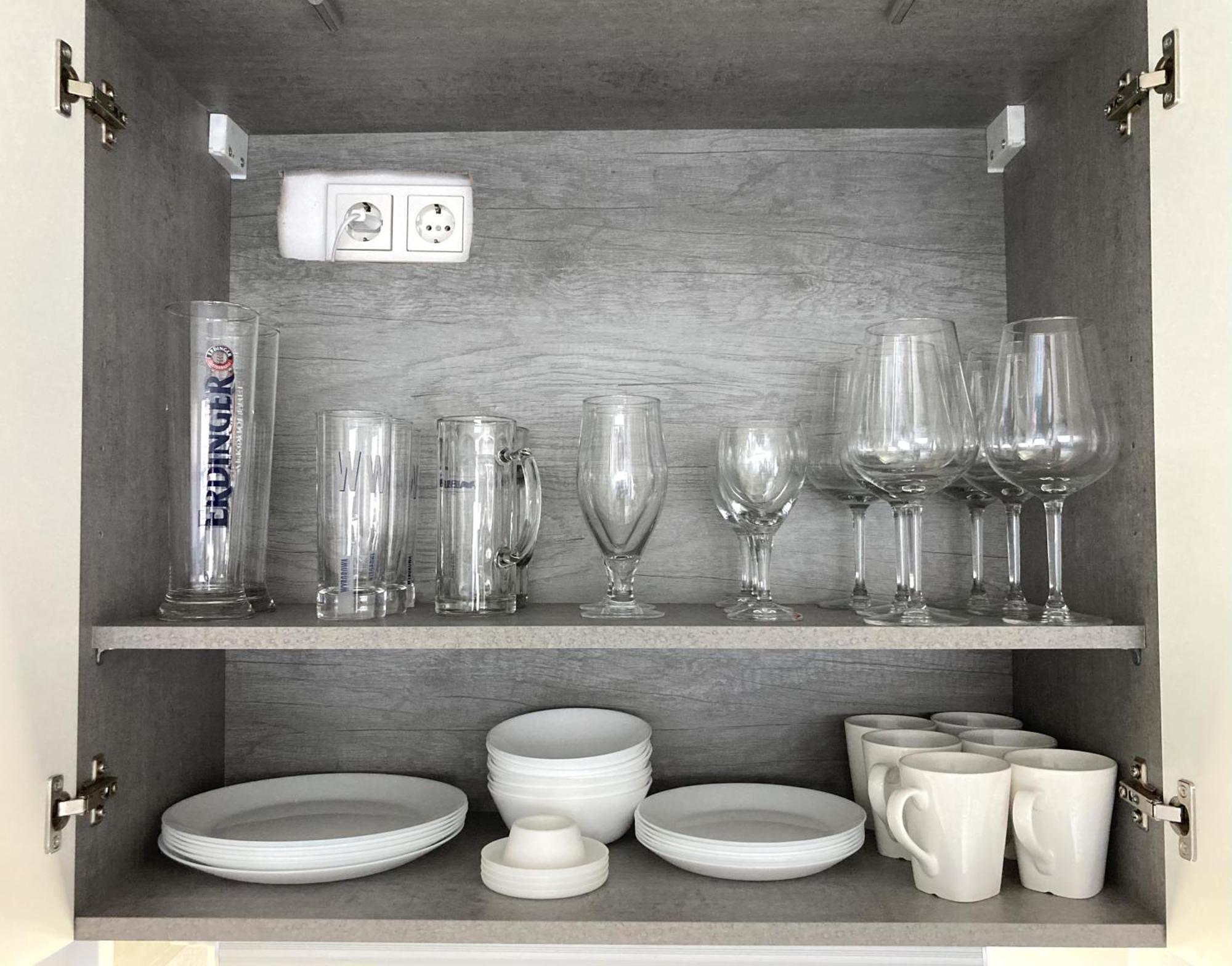 Living At Saarpartments -Adultsonly- 2 Bedrooms, Kitchen - Business & Holiday Apartments For Long- And Short Term Stay, 3 Min To Train Station, Secure E-Bike Parking! Saarbrucken Bagian luar foto